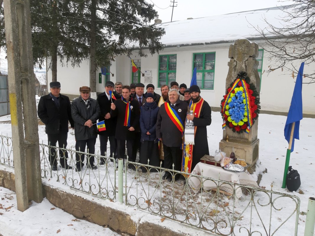 Activităţi culturale şi patriotice în Parohia Crasnaleuca 4907