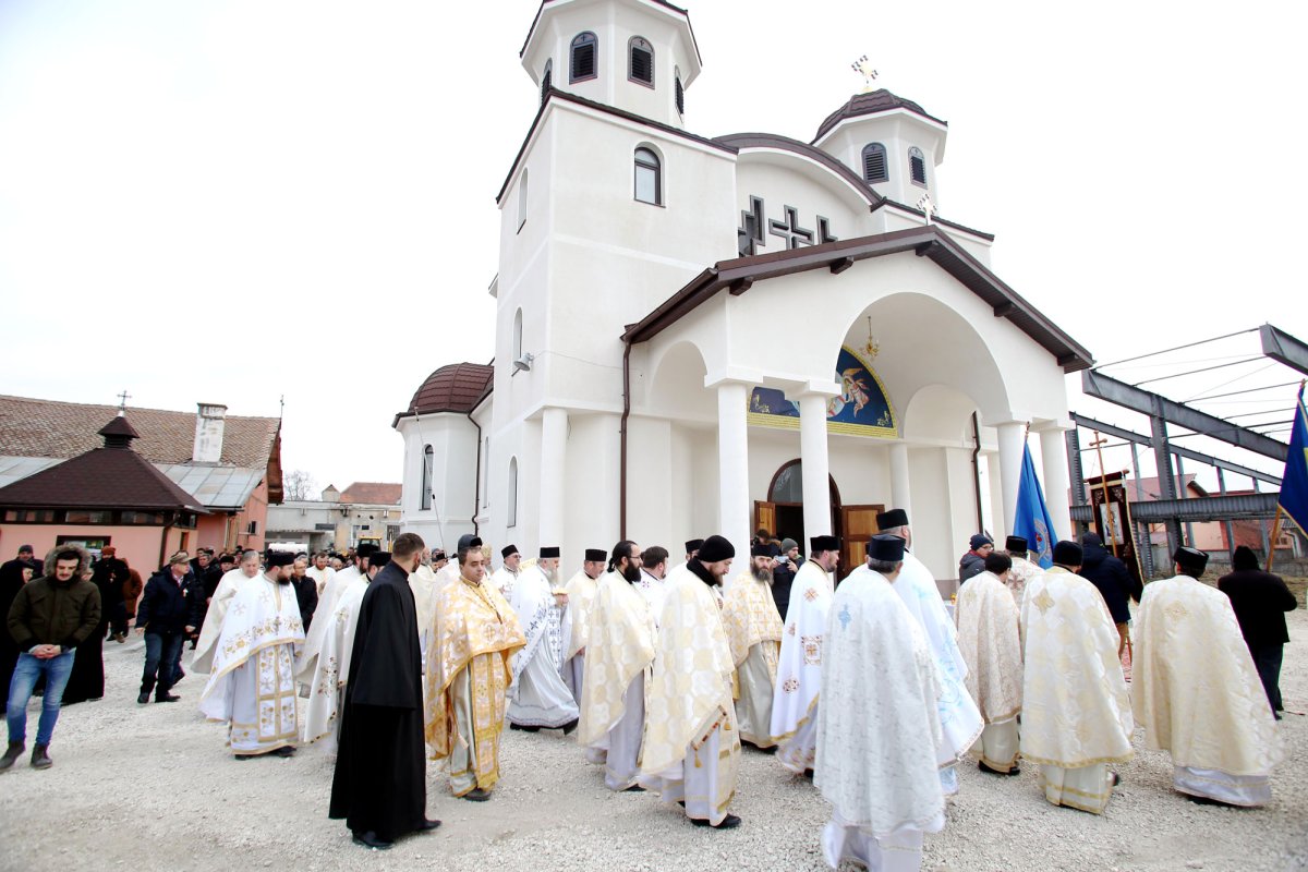 Slujiri arhiereşti în Duminica a 31-a după Rusalii 4913