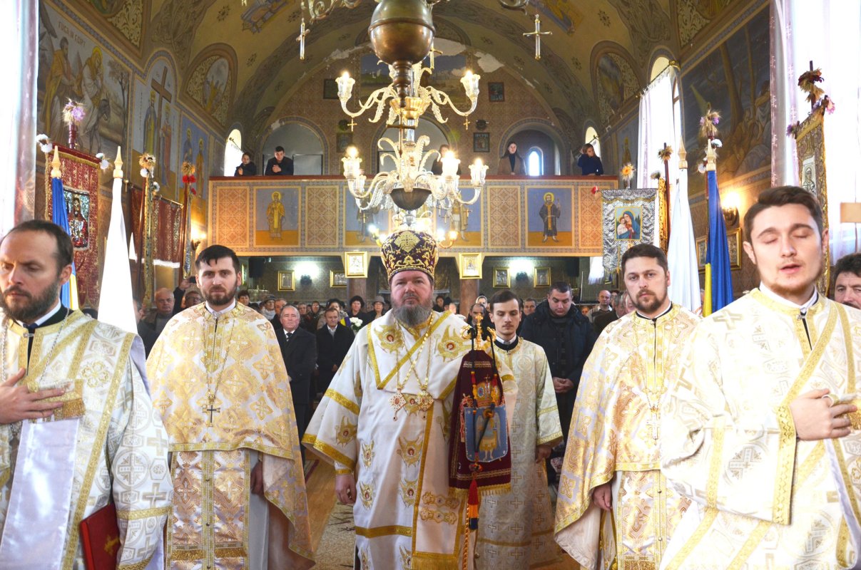 Slujiri arhiereşti în Duminica a 31-a după Rusalii 4916