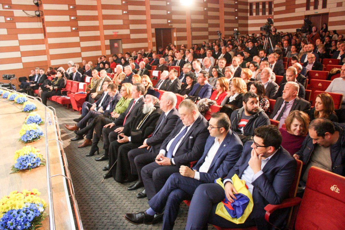 „Unitatea este un dar de la Dumnezeu” 4927