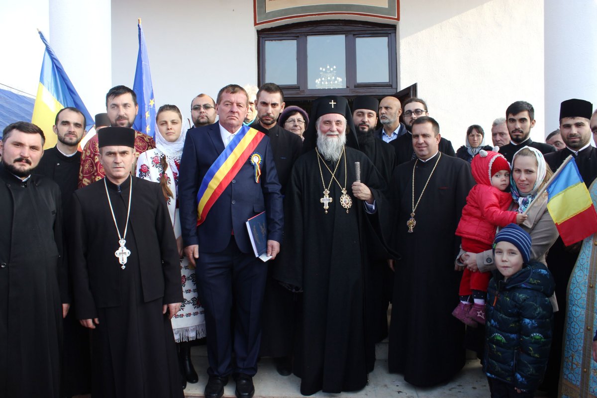 Sfințire de biserică în Parohia Ohaba 4826