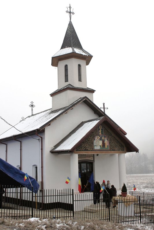 Sfințire de biserică în Parohia Ohaba 4831