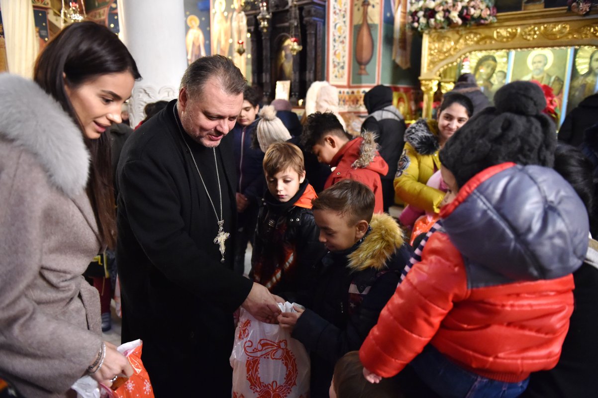 Daruri pentru copii de Sfântul Nicolae 4733