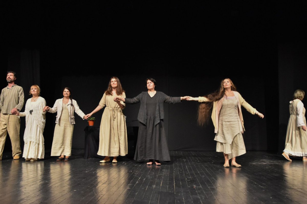 Daruri de Crăciun şi Centenar în Mitropolia Olteniei 4696