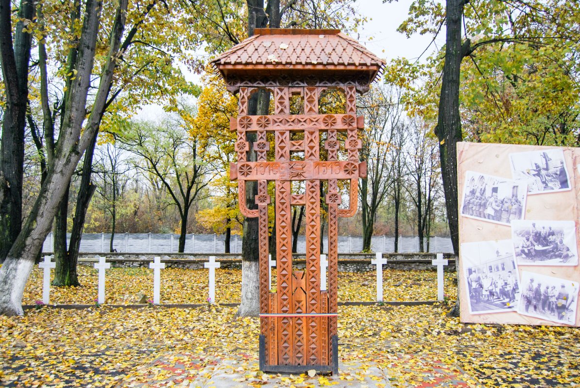 Locaș de veșnică odihnă pentru soldații Marelui Război 4598