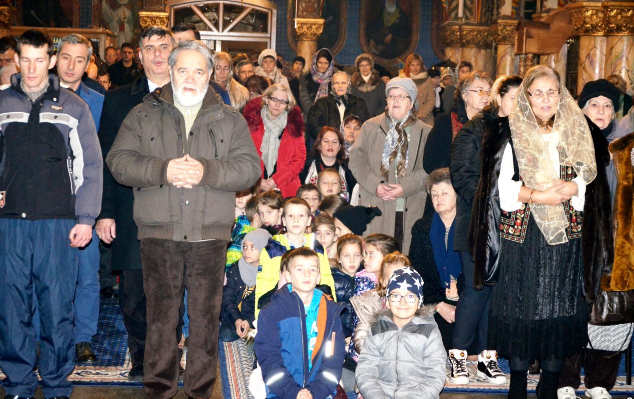 Slujiri arhiereşti şi hramuri, de Sfântul Ierarh Nicolae 4610