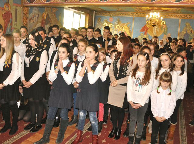 Slujiri arhiereşti şi hramuri, de Sfântul Ierarh Nicolae 4616