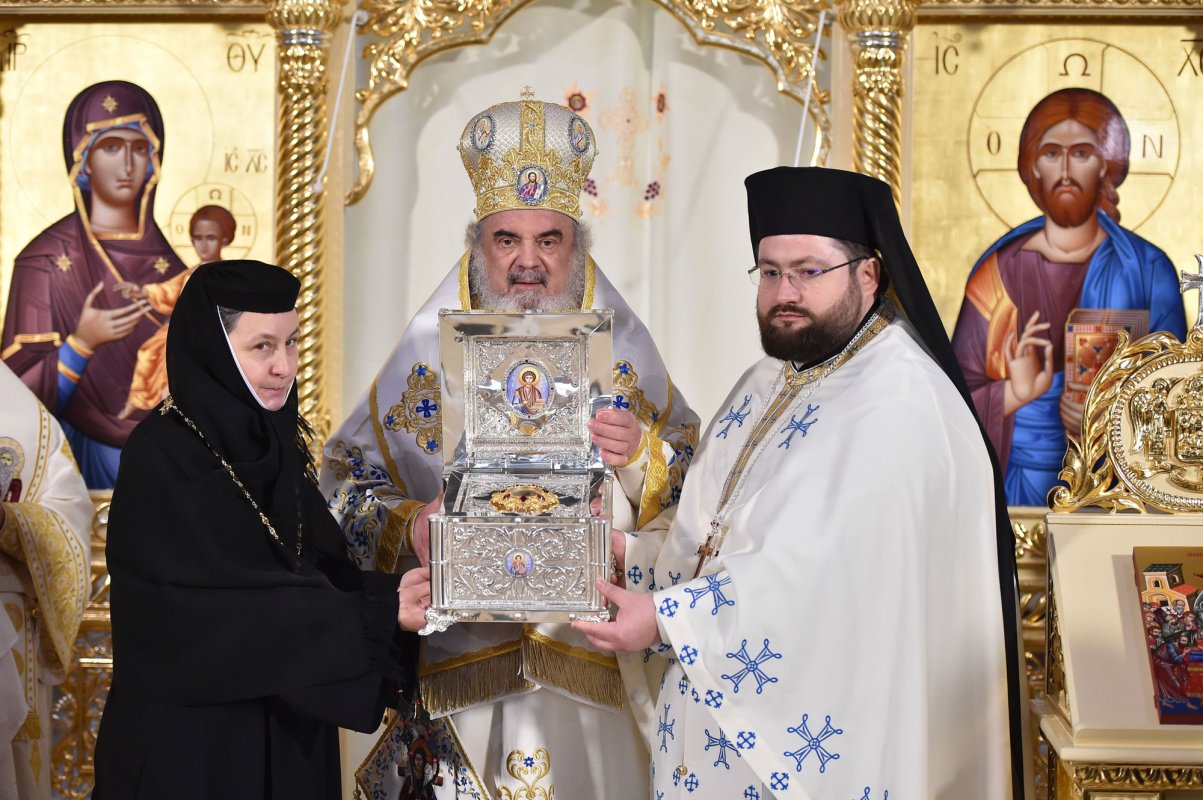 Biserica Mănăstirii Techirghiol a fost sfinţită 4515