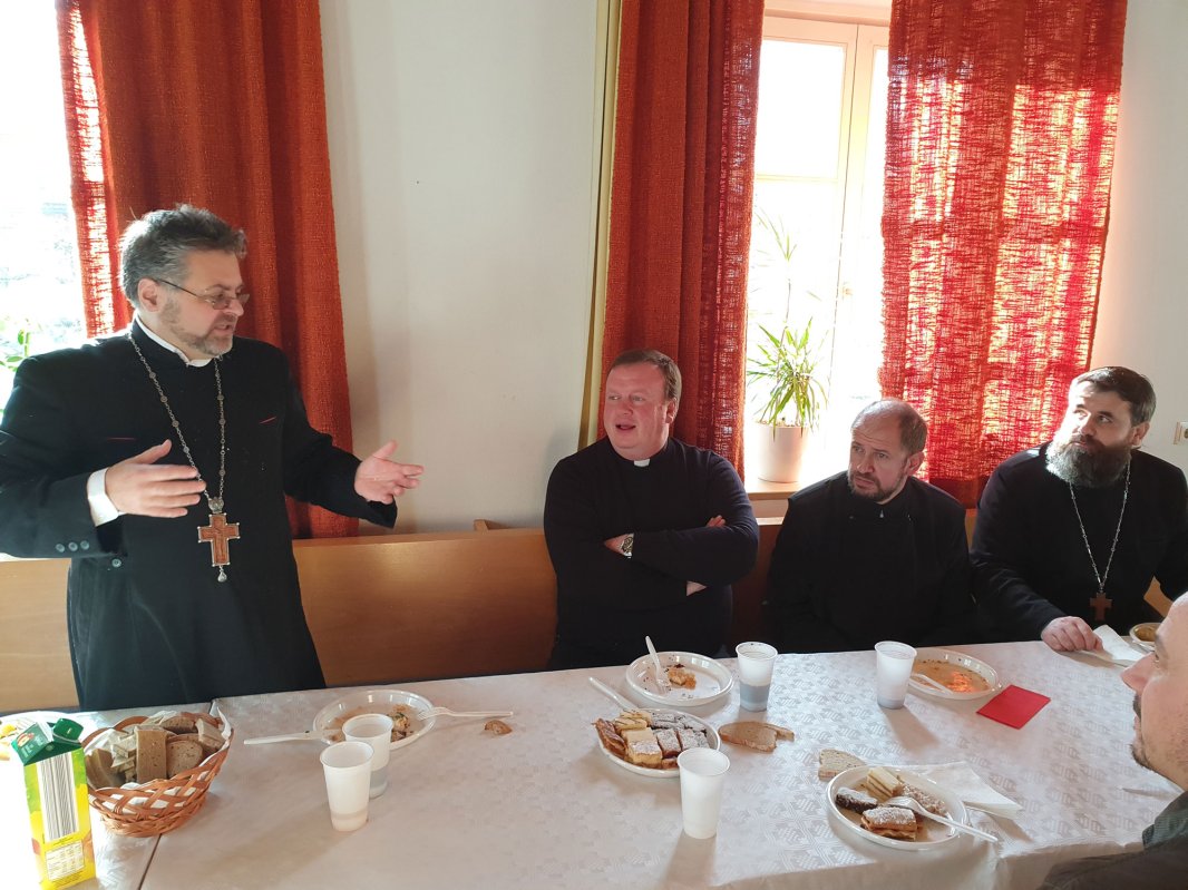 Primul hram al parohiei ortodoxe românești din Garmisch Partenkirchen, Germania 4421