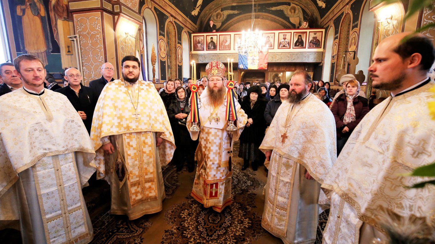 Slujiri arhierești în Duminica a 27-a după Rusalii 4385