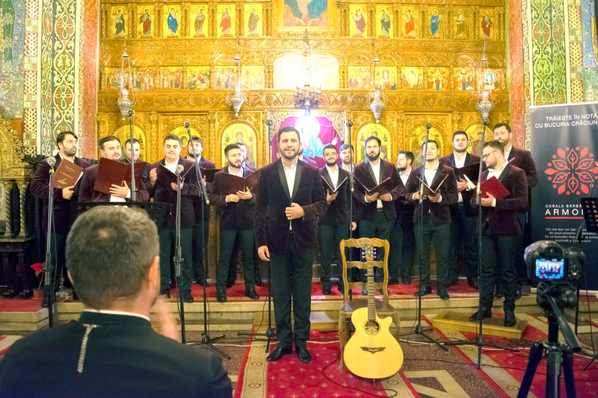 Armonia colindelor la Biserica „Sfântul Gheorghe” - Grivița 4267