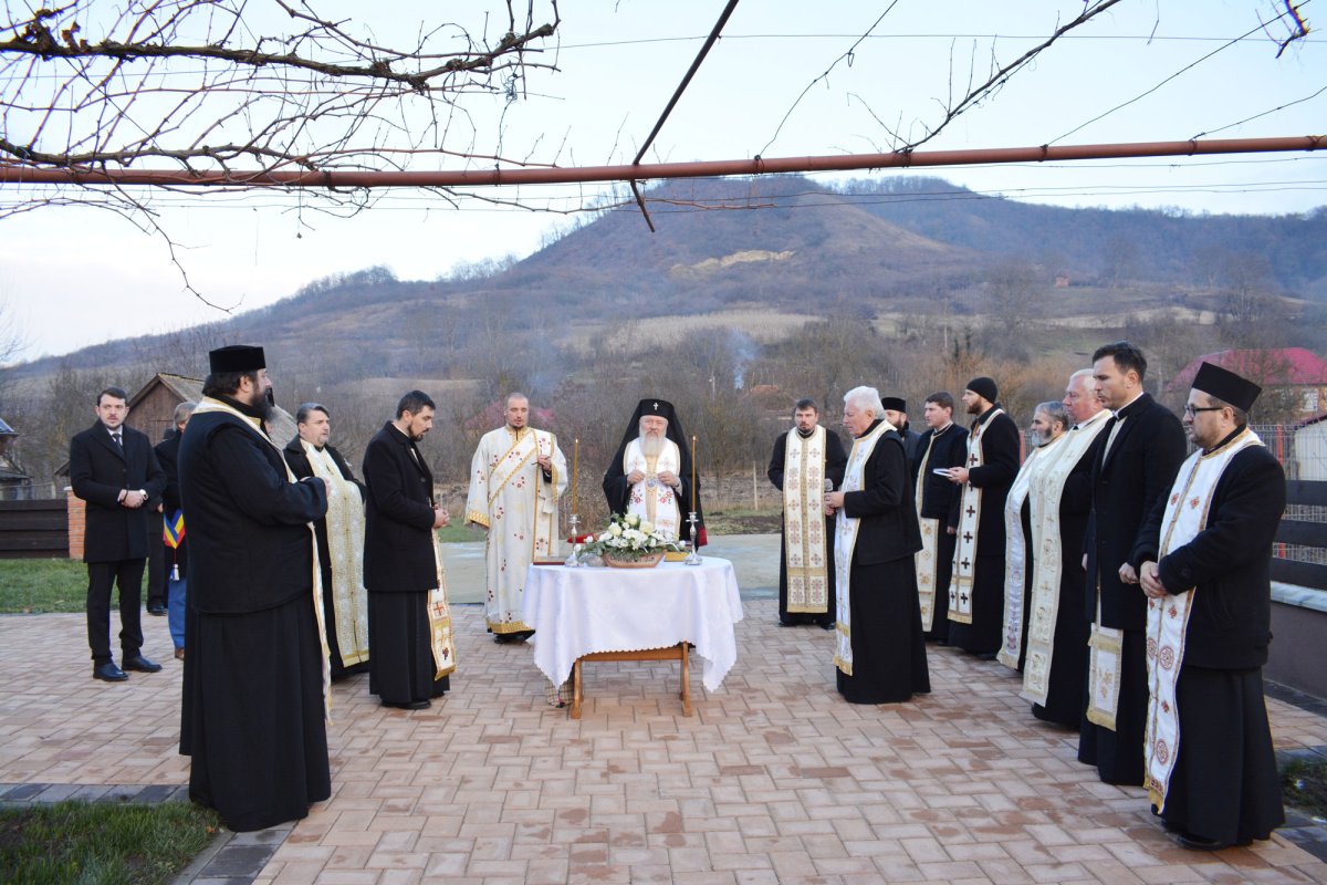 Binecuvântarea casei parohiale şi lansare de carte în Parohia Vermeş, Beclean 4165