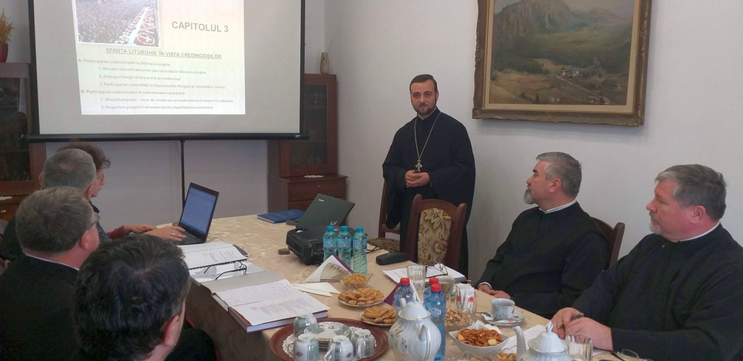Examen pentru obţinerea gradului I în preoţie la Centrul eparhial de la Roman 4141