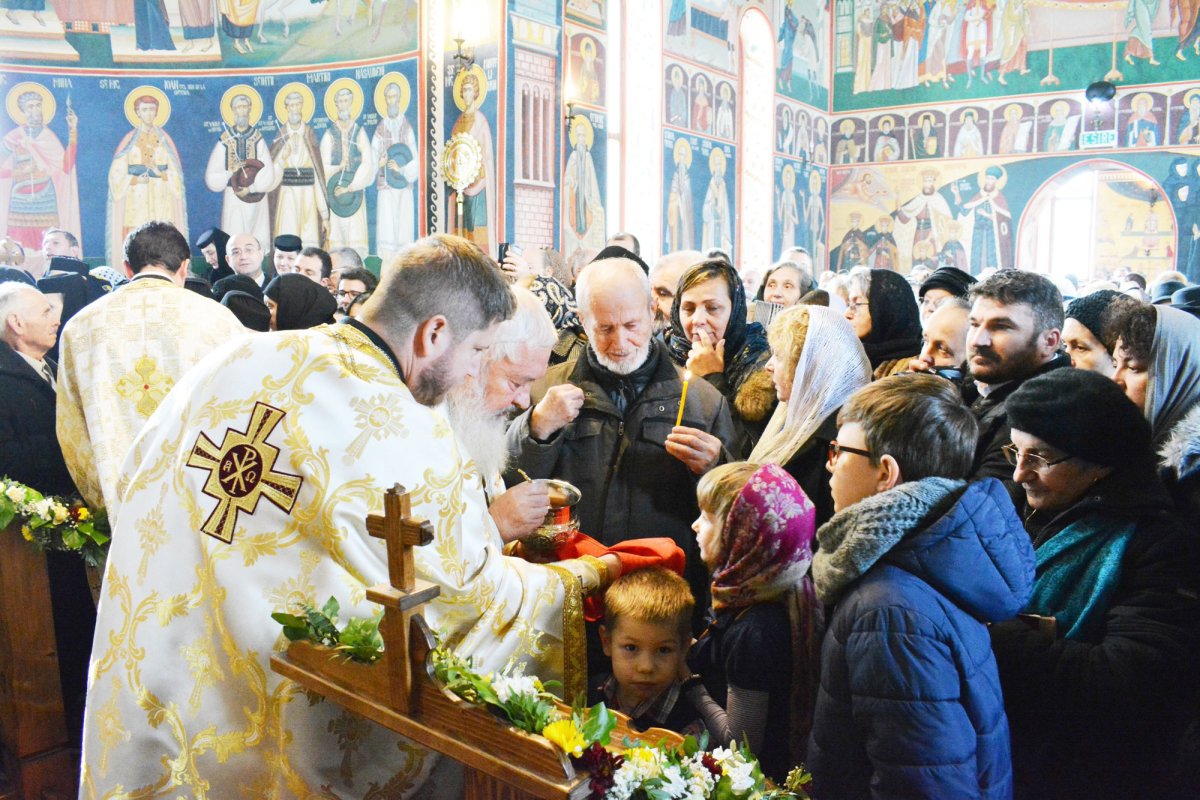 Hramul Mănăstirii „Sfântul Spiridon” de la Strâmba, judeţul Bistriţa Năsăud 4154