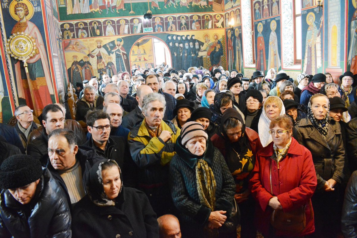 Hramul Mănăstirii „Sfântul Spiridon” de la Strâmba, judeţul Bistriţa Năsăud 4156