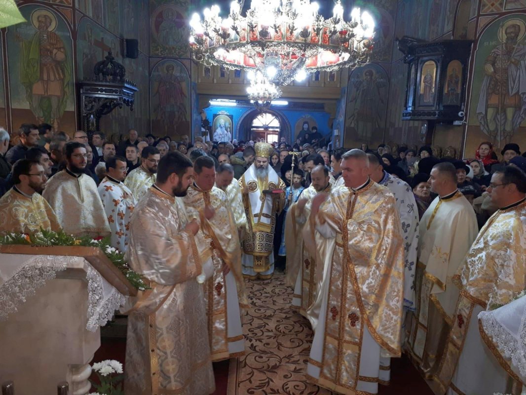 Sfântul Ierarh Spiridon, serbat la Bacău şi Bârlad 4134