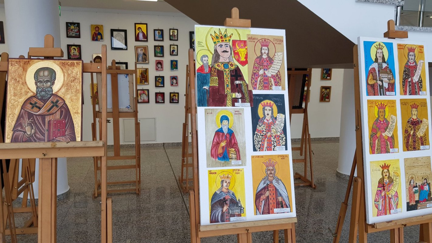 Hramul Seminarului Teologic „Mitropolitul Dosoftei” 4063