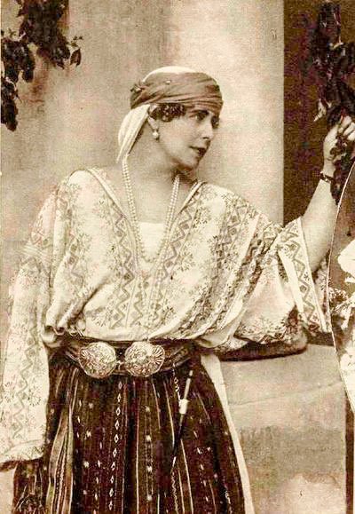 Crăciunul reginei Maria 4006