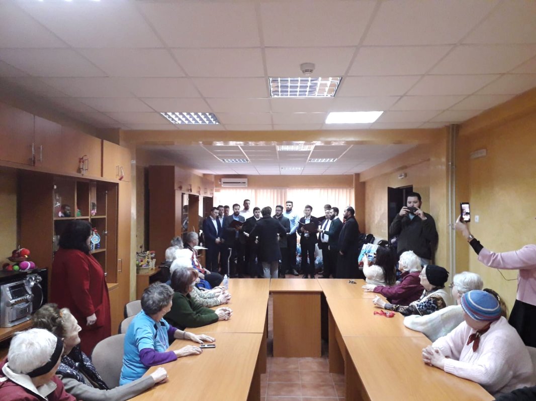 Daruri pentru persoane fără adăpost 3924