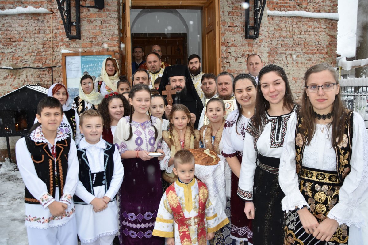 Duminica Sfinților Strămoși în Mitropolia Banatului 3970