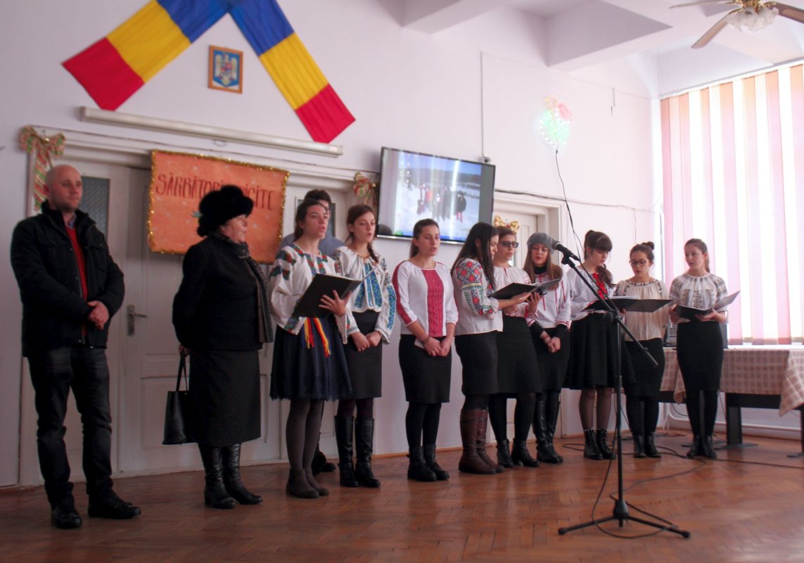 „Leru-i ler” a ajuns şi la Centrul de Asistenţă şi Îngrijire din Târgu Neamţ 3900