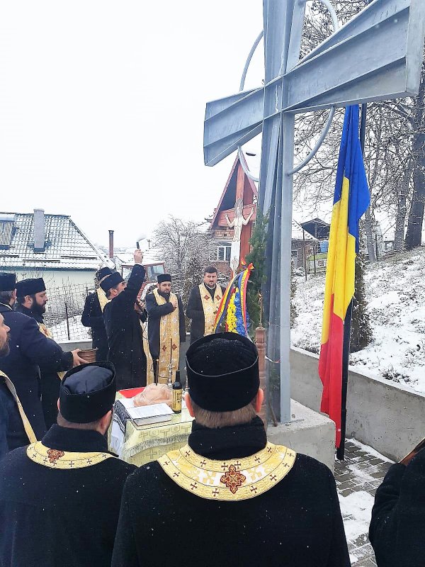Monument al eroilor, sfințit la Ernei, Târgu Mureș 3957