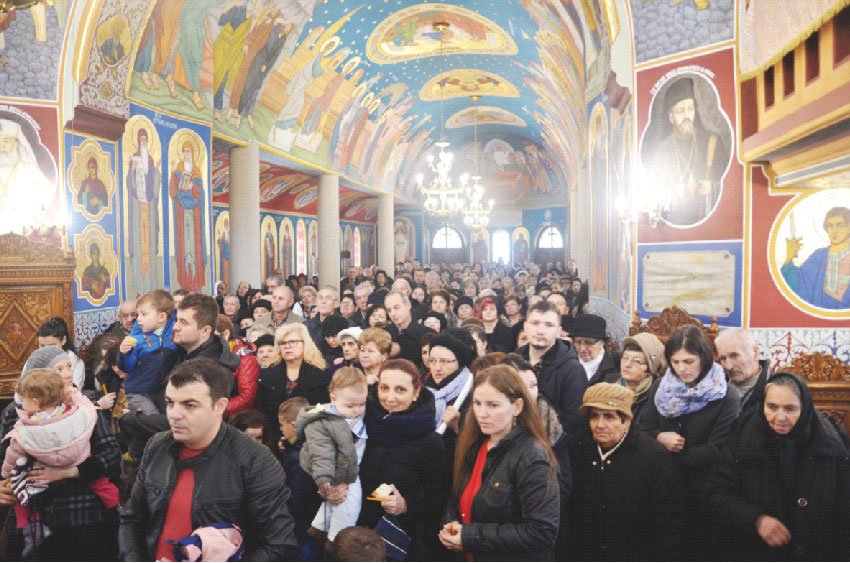 Slujiri arhierești în Duminica a 28-a după Rusalii 3945