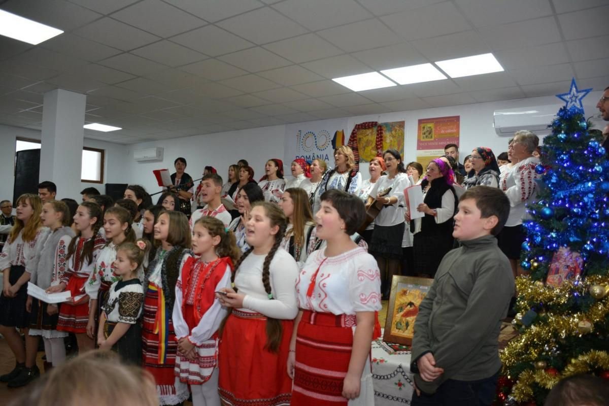 Concert de colinde la Cozmeşti 3787