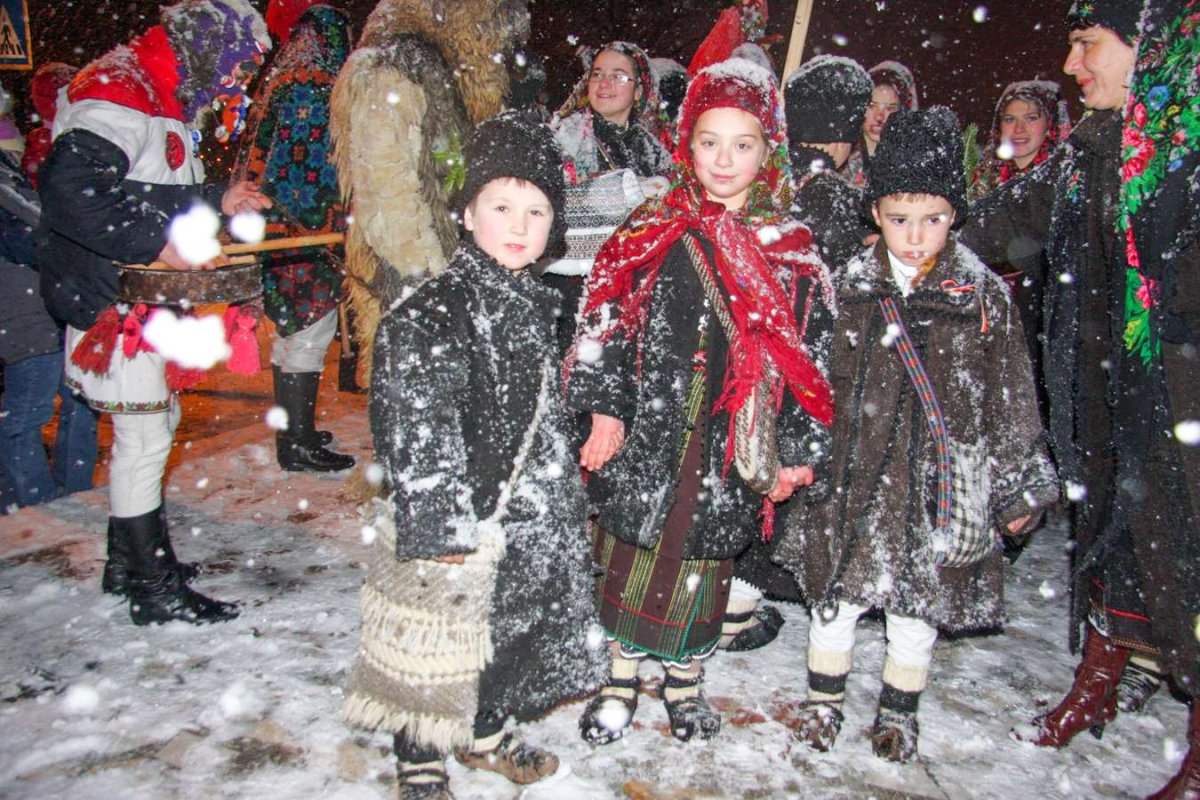 Colindele ne introduc în timpul sacru al Crăciunului 3654