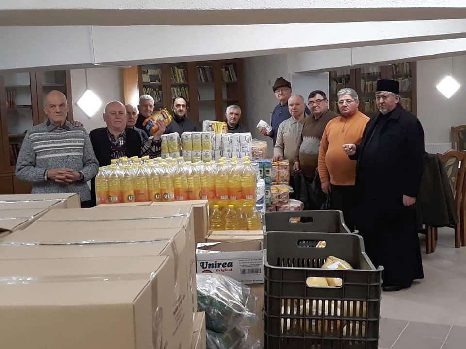 Filantropie în prag de Crăciun la Gura Humorului 3641