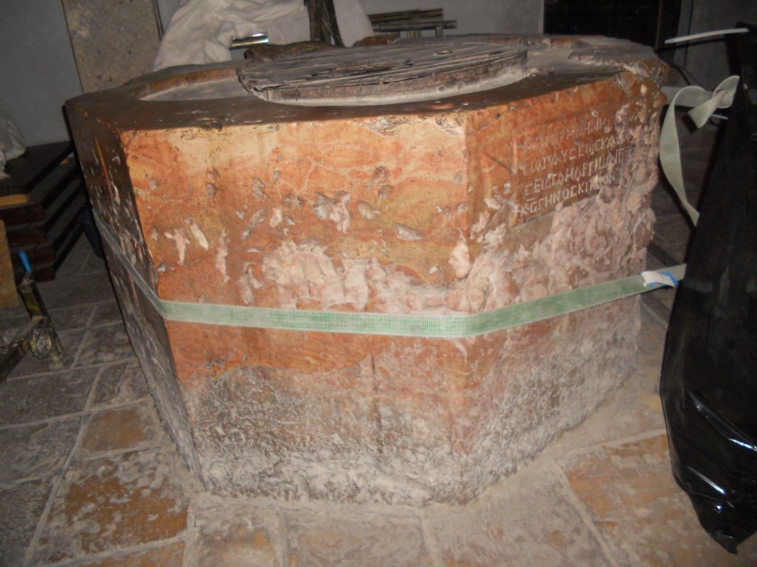 Mărturisire de credinţă în peștera din Betleem 3662