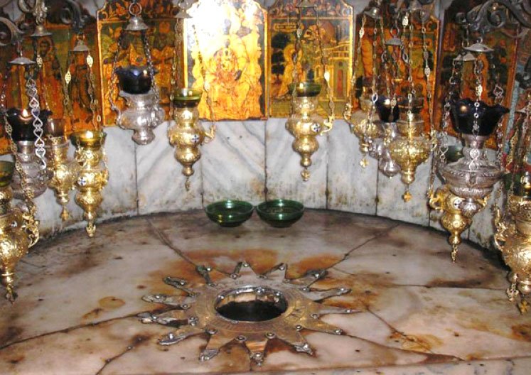 Mărturisire de credinţă în peștera din Betleem 3667