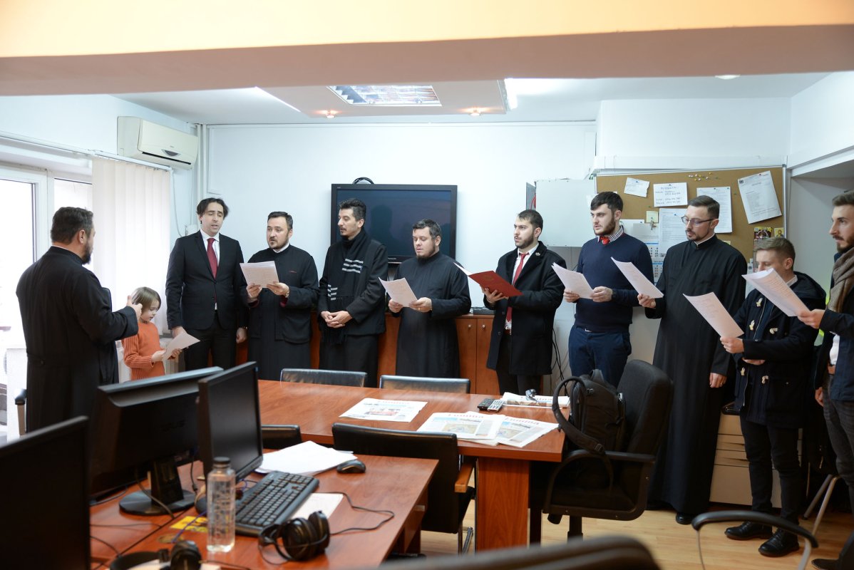 Colindători la redacția Ziarului Lumina 3615