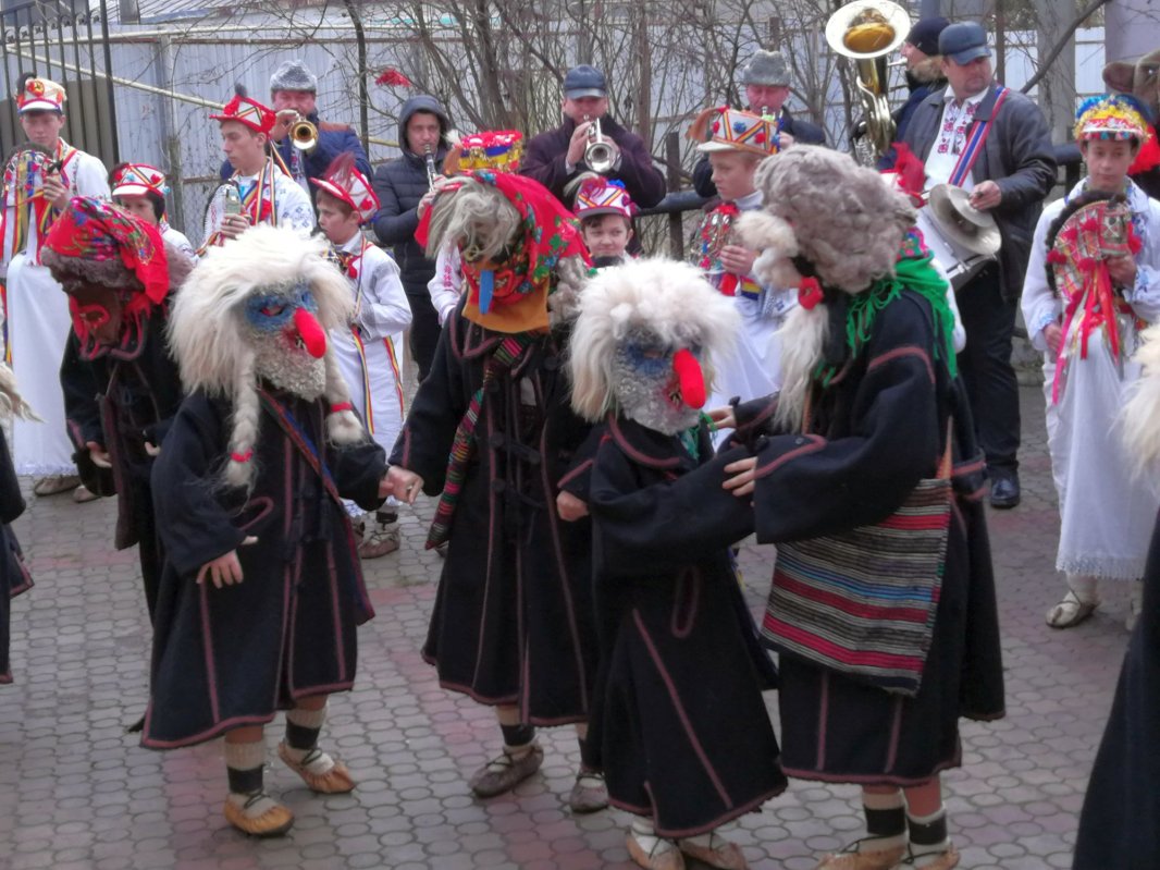 Iernile colindătorilor de pe Valea Ibănesei 3727
