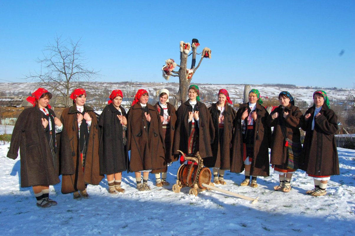 Iernile colindătorilor de pe Valea Ibănesei 3736