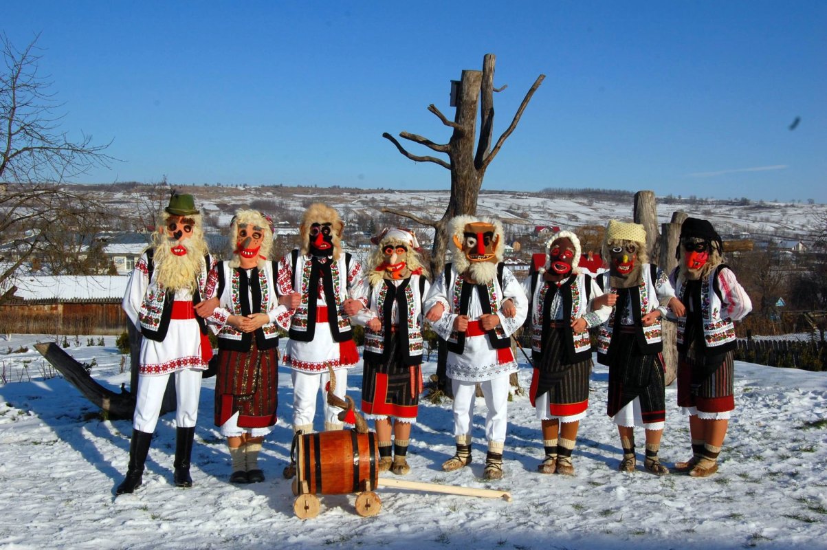 Iernile colindătorilor de pe Valea Ibănesei 3739