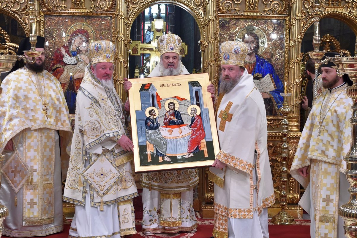 Omagierea satului românesc  este o necesitate și o demnitate 3414