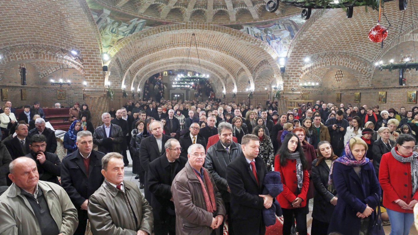 Slujiri arhierești la praznicul Tăierii-împrejur a Mântuitorului și de Sfântul Vasile cel Mare 3385