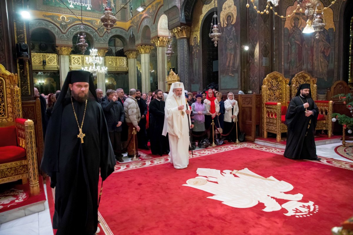 Timpul mântuirii înseamnă timpul comuniunii omului trecător cu Dumnezeu Cel veşnic 3401