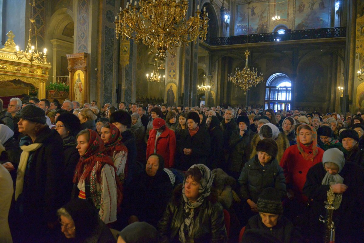 „Un an bineplăcut Domnului trebuie să fie întărit şi înrădăcinat pe taina cea mare a smereniei” 3360