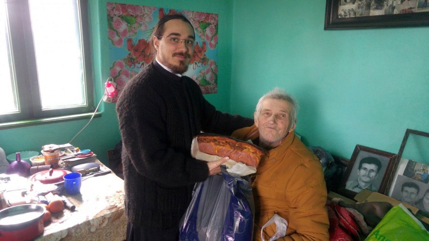 Activităţi social-filantropice în Arhiepiscopia Râmnicului 3305