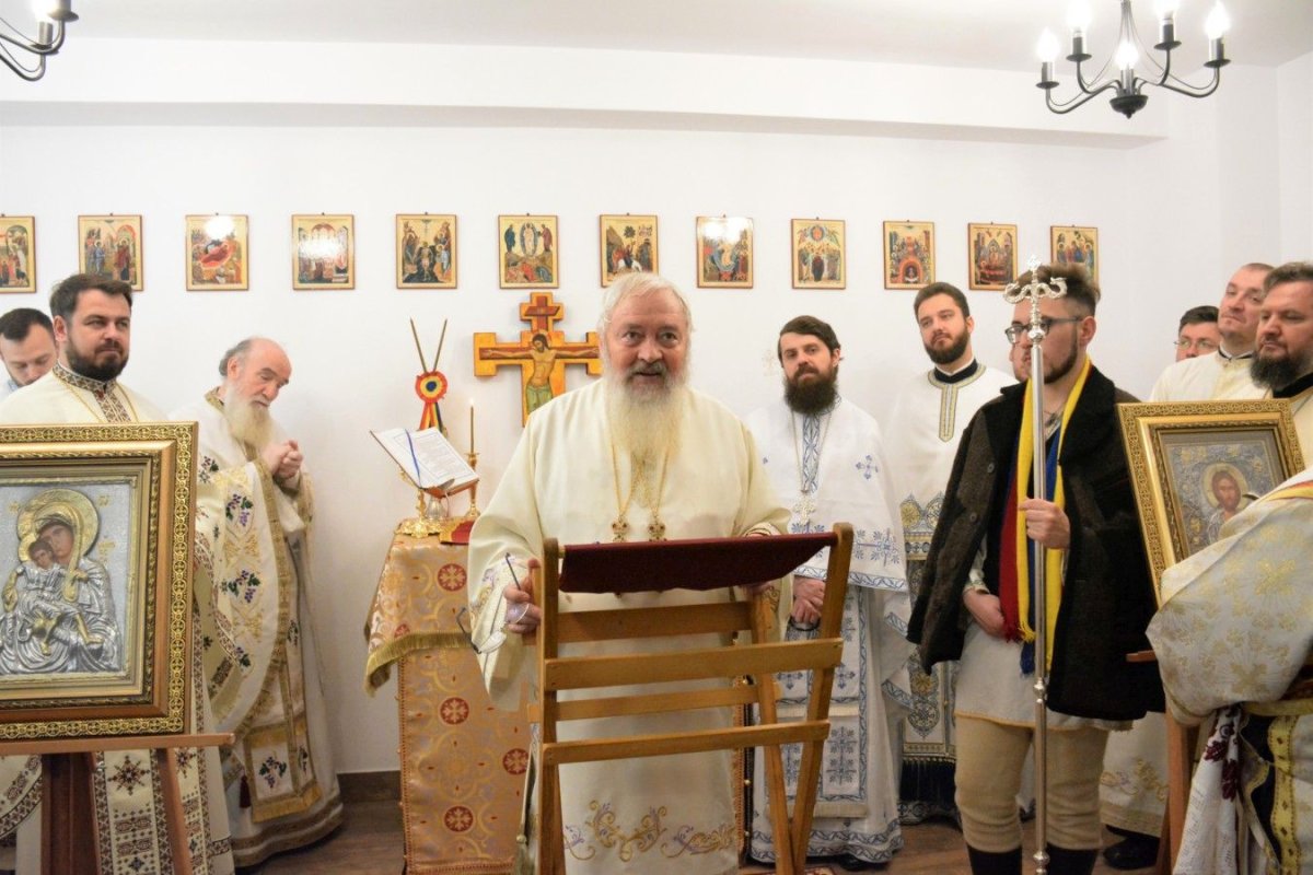 Primul hram al parohiei clujene  „Sfântul Ierarh Silvestru” 3283