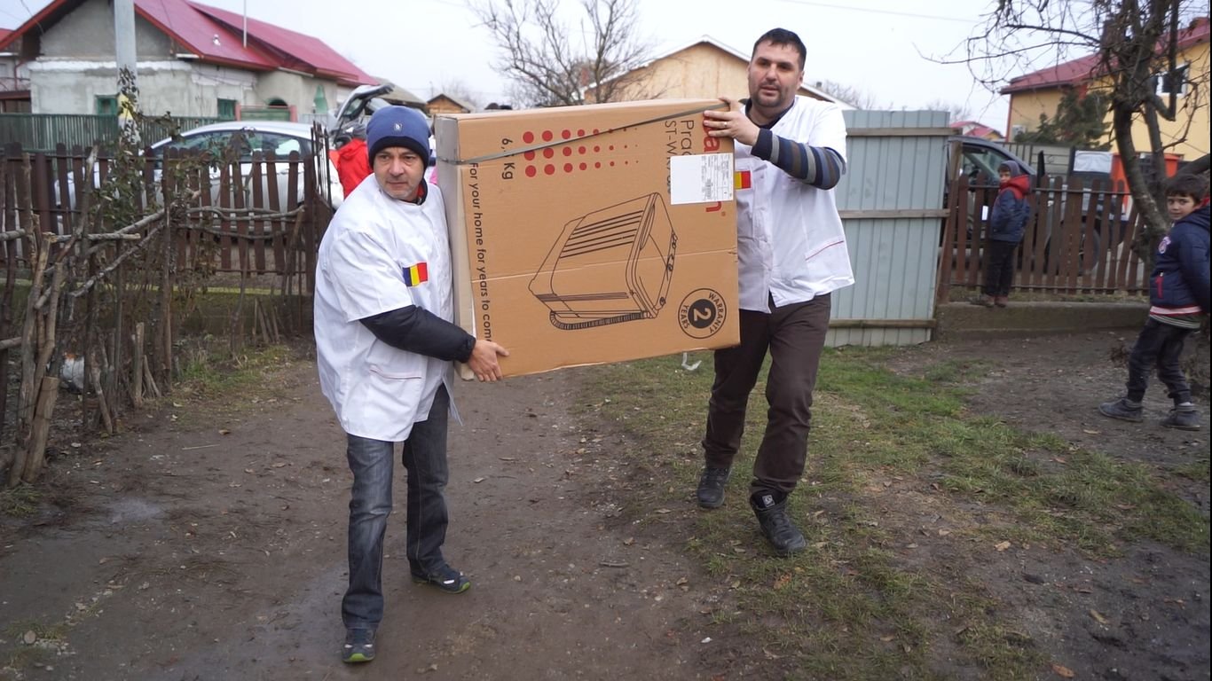 Ajutor pentru o familie cu opt copii din județul Giurgiu 3263