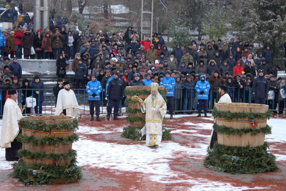 Binecuvântarea Iordanului în eparhii din Muntenia și Dobrogea 3105
