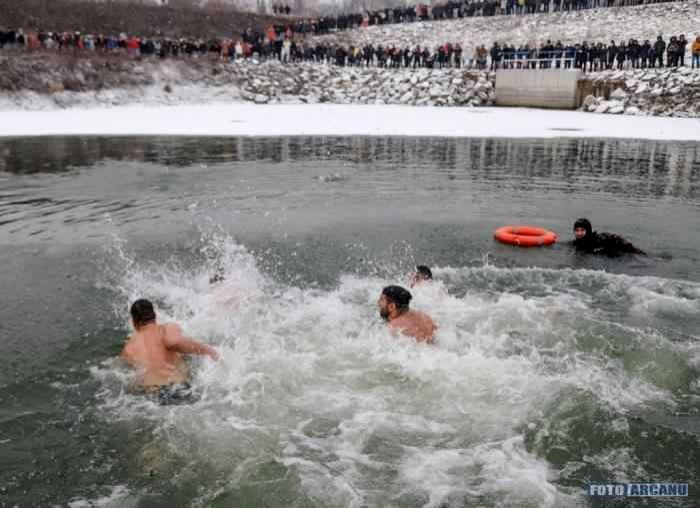 Binecuvântarea Iordanului în eparhii din Muntenia și Dobrogea 3108