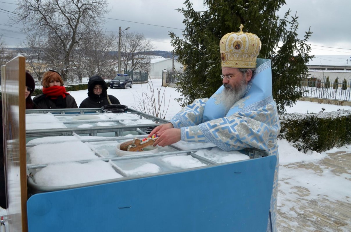Botezul Domnului la Roman şi la Huşi 3067