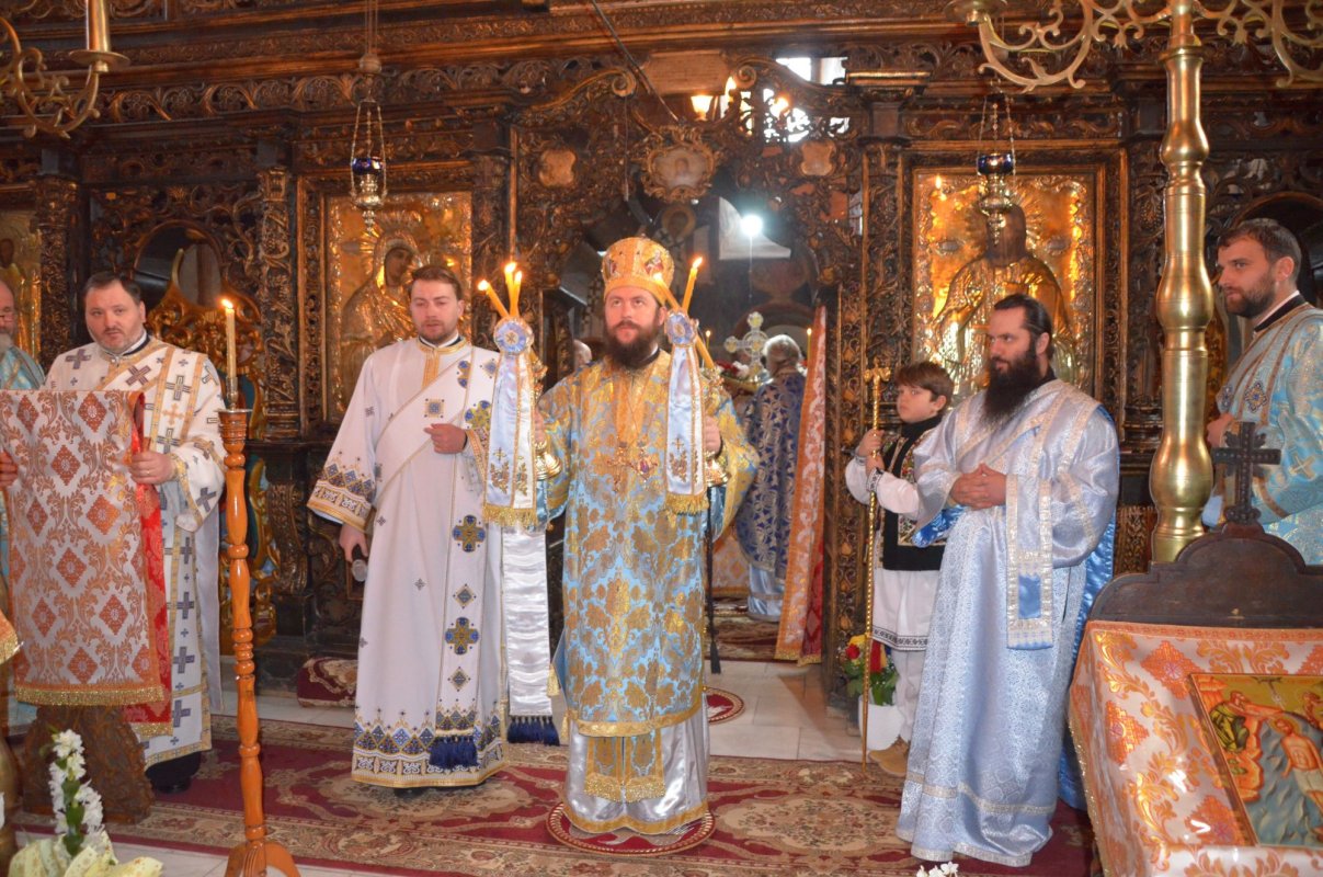 Sfinţirea cea mare a apei în Bucovina 3050