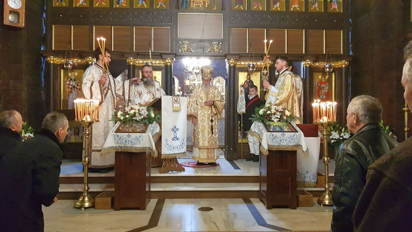 Sfinţirea cea mare a apei în Bucovina 3055