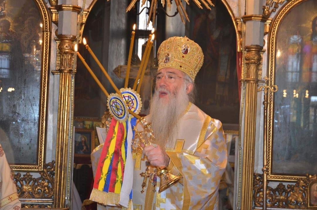 Biserica Grecescu în veşmânt de praznic 2989