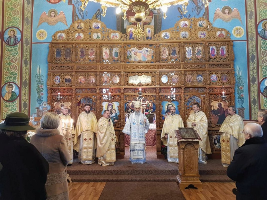 Slujiri arhierești la Soborul Sfântului Prooroc Ioan Botezătorul 3009